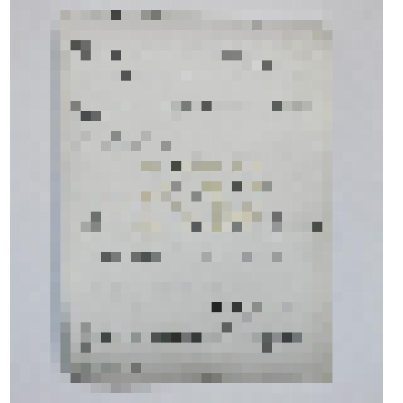 Фотография В. Попенченко во время работы в лаборатории