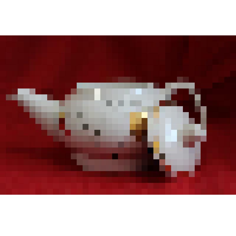 Чайник с крышечкой