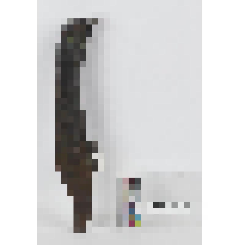 Нож медный с овальной шляпкой, с коротким клинком, с изогнутым концом