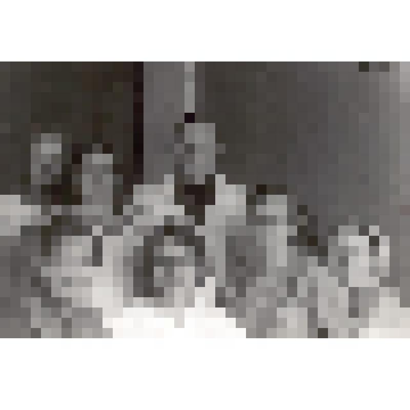 Фото. Ю.А.Гагарин среди кухонных рабочих