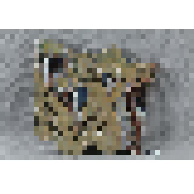 Изразец неправильной формы рельефный полихромный (левая часть панно) с изображением фрагмента плуга; цвета: умбра, темно-голубой, коричневый, светло-сиреневый, светло-терракотовый. 
Камин керамический, разноцветный, по рис. худ. Врубеля на тему "Микула Се