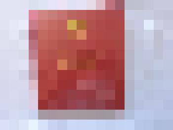 Блокнот- КомароваВ.М. как  участника Всесоюзного съезда учителей . Москва 1978г. На красной кожзам.  Обложке. Вверху, золотым теснением  сделан  профиль В.И. Ленина и ниже надпись .Внутри блокнота чистые листы бумаги и фотография В.М.Комарова, погрудная