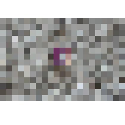 Значок с изображением портрета Ленина в кепке