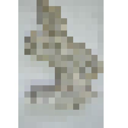 Скульптура коня от чернильного прибора, состоящего из подставки, чернильниц, карандашницы, пресс-папье