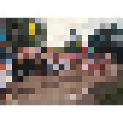 Фото цветное сюжетное. Колонна участников эстафеты «Бег Мира. Дом-единство» на параде торжественного открытия ХIV областной сельской комплексной Спартакиады