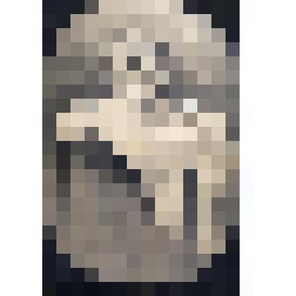 Юноша с табуретом