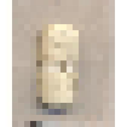 Пуговица для верхней одежды с одним сквозным отверстием