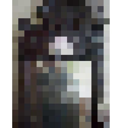 Зеркало в деревянной раме