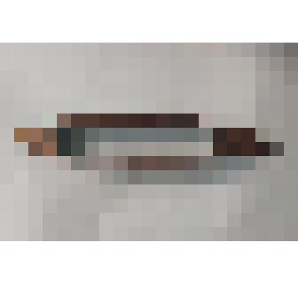 Челнок. 
Россия, конец 19 века.
Деревянная основа, вырезанное овальное, продолговатое отверстие, концы выточенные углом