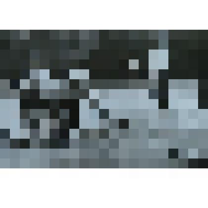 Фотография черно-белая с изображением двух женщин у мемориала "Вечная Слава" в с. Донское