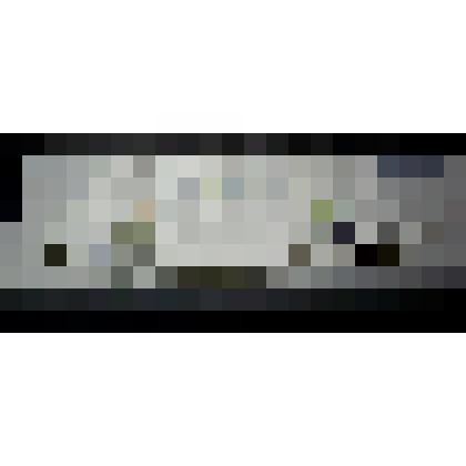 Блузка женская. Вышита воспитанницами детского дома № 10 г. Ульяновска, в котором воспитывались дети, эвакуированные из блокадного Ленинграда