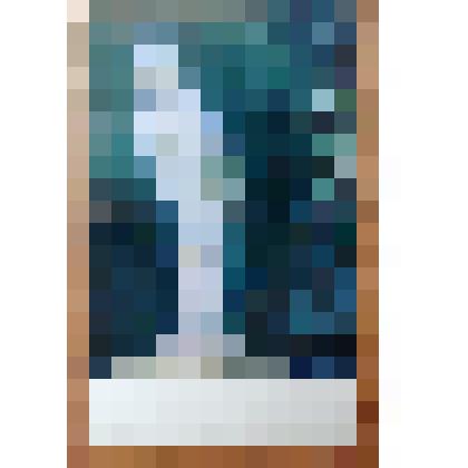 Цветная открытка "Алупкинский дворец- музей. Скульптура девочки" из комплекта открыток "Алупкинский дворец- музей" в обложке