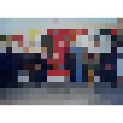 Фотография цветная с изображением делегации ветеранов из пос. им. Кирова