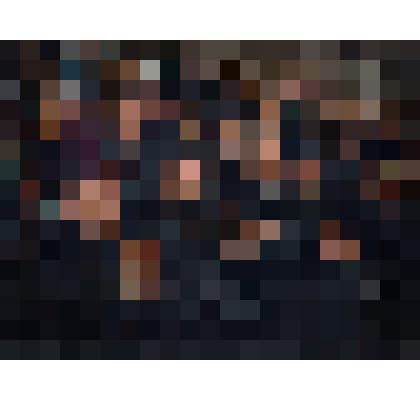 Ф/цв. Концерт архиерейского хора в ЦНТ Дружба г. Энгельс (епископ Пахомий со священнослужителями и зрители аплодируют в зале). 15.05.2016