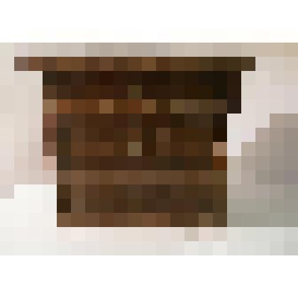 Шкатулка в виде миниатюрного комода с тремя секциями