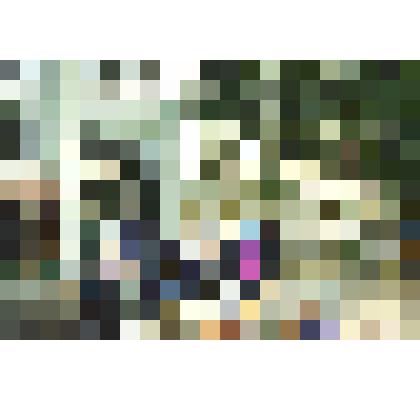 Фотография цветная. Участники этнографической экспедиции в п. Хорпия на вокзале Югорска