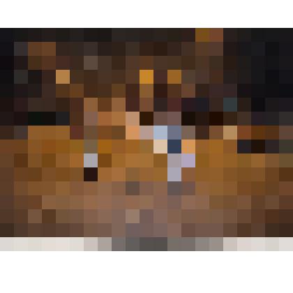 Ф/цв. Крестный ход на праздник Крещения Господня в г. Покровске-Энгельсе (священнослужители с хоругвями и иконами на ул. Коммунистическая). 18-19.01.2016