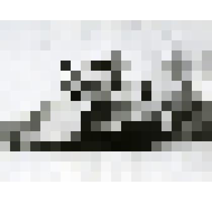 Фото ч/б. По Волоколамскому шоссе г.Москвы на фронт движется танковая колонна. Декабрь 1941 г