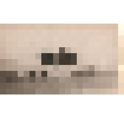 Фотография.  Зима. группа людей около пробоины от снаряда на Ладожском озере