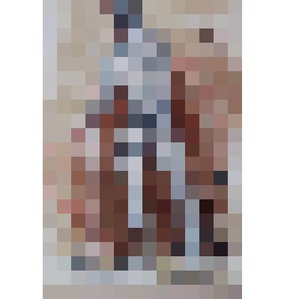 Мужчина у шеста