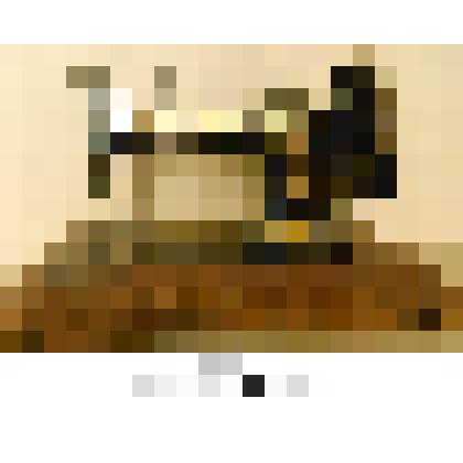 Машина швейная с ручным приводом фирмы «Зингер» (SINGER)