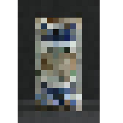 Изразец- полуколонка рельефный, полихромный; цвета:  синий, желтый, белый. Камин керамический, разноцветный, по рис. худ. Врубеля на тему "Микула Селянинович и Вольга"