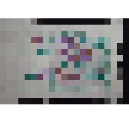 Салфетка с цветами сирени, вышитая "крестиком"