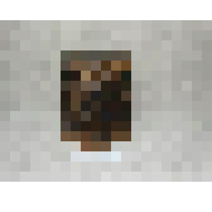 Коробка овальной формы с высокими стенками. Окрашена в черный цвет