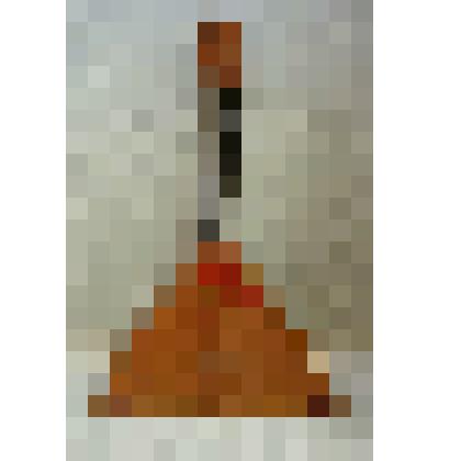 Балалайка - струнно - щипковый музыкальный инструмент с 3 натянутыми струнами