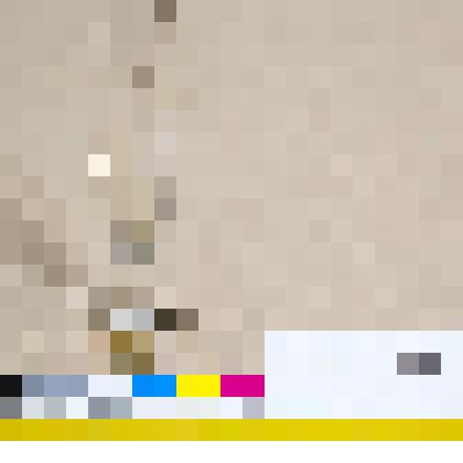 Бокал хрустальный, прозрачный, гладкий, высокий, на тонкой ножке