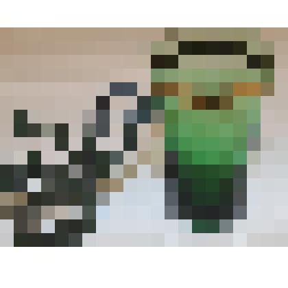 Рюмка из зеленого стекла