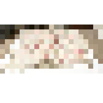 Скатерть вязаная из х/б ниток белого и красного цвета, с кистями