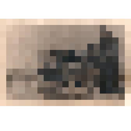 Фотография. Машина попала в воронку