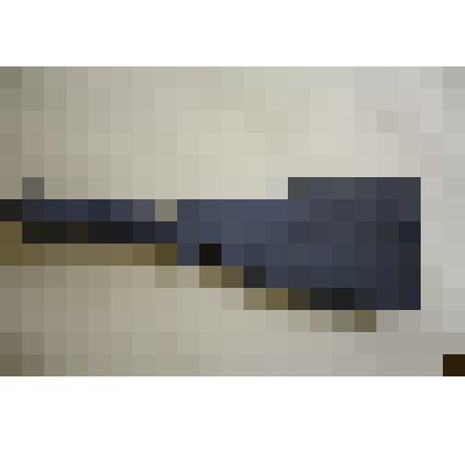 Валек покрашен серой краской