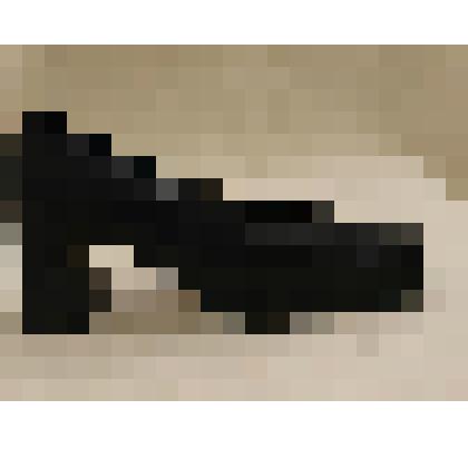 Обувь XIX-XX вв. Туфля правая женская черного цвета. На стелке желтого цвета указан размер "37 1/2" и фирма изготовитель "VIGOR" "ITALIAN STYLE"