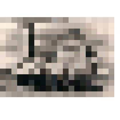 Фотография групповая. Ученики около церкви в деревне