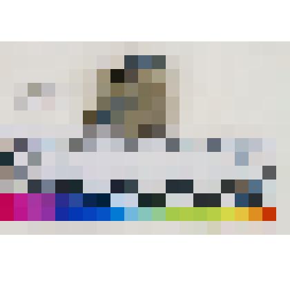 Сосуда кашинного с пятнами кобальта и росписью полосами зеленой краской под прозрачной глазурью фрагмент стенки