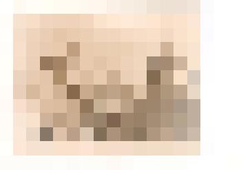 Фотография ч/б. Космонавта В. Г. Лазарева встречают цветами на тюменцевской земле. 1975 г