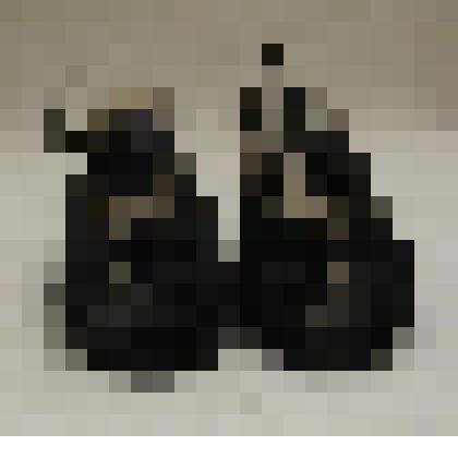 Обувь XIX-XX вв. Босоножка правая женская, с открытой пяткой черного цвета, ремешок с металлической пряжкой