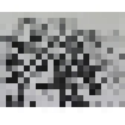 На вагоне на досках едут люди, солдаты с винтовками