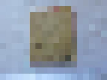 Дневник В,М. Комарова, ученика 6 кл. Дневнику более 80лет. На внутренней стороне обложки – перечислены предметы и имя, фамилия преподавателя. Все записи сделаны каллиграфическим почерком, есть собственноручные записи, заметки, стихи. 44стр. Дневник не одн