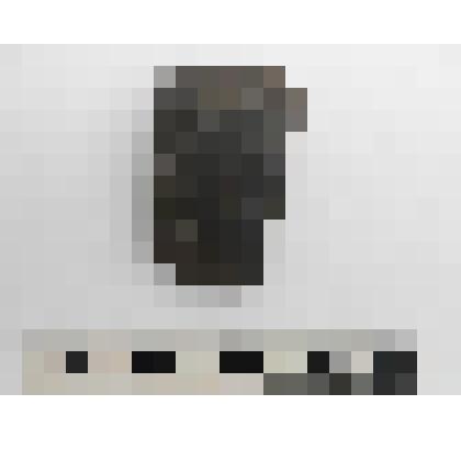 Археология. Фрагмент венчика сосуда, темно-серого цвета, верхний край огруглый,  орнаментитован волнистой линией