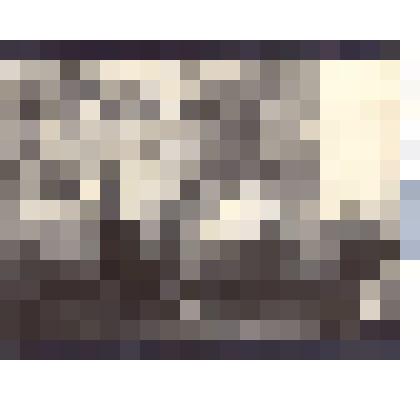 Фотография: художник Чукалов Кузьма Михайлович за работой в своей мастерской