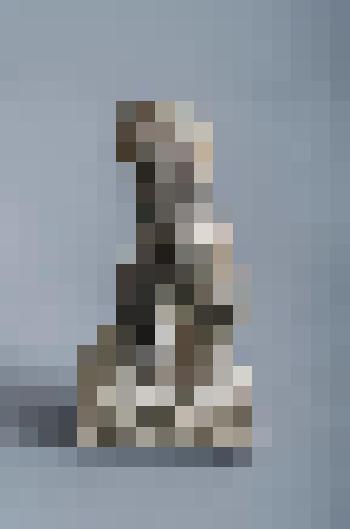 Ню (стоящая, торс)