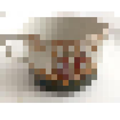 Чашка от чайного сервиза на две персоны