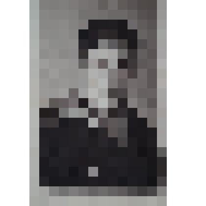 Фотография черно-белая с изображением Денщикова Б.А. в морской форме