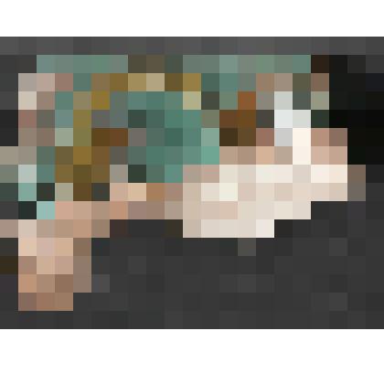 Изразец печной стенной рельефный полихромный. Фрагмент угловой