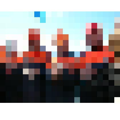 Ф/цв. Строители "Волгомост" на открытии 2-й линии автомоста через Волгу у с. Пристанное (с голубями в руках). 2009