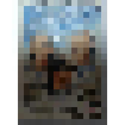 Марка почтовая с изображением трех космонавтов