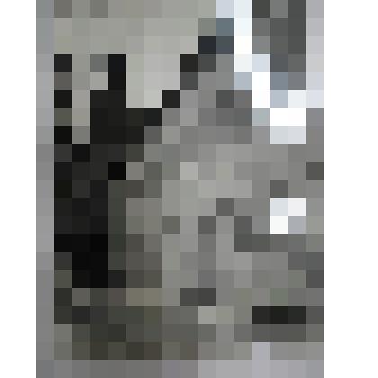 Сушильная башня. Троице-Сергиева лавра. Осн. в 1337 г. Московская обл., г. Сергиев Посад (Загорск). Троице-Сергиева лавра. Сушильная башня, XVI-XVII вв. Общий вид с севера. Справа перспектива восточного участка крепостной стены